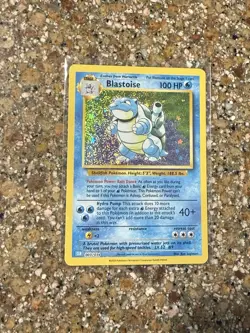 Blastoise 003/034 Trading Card Game Classic Holo MINT - Image 3