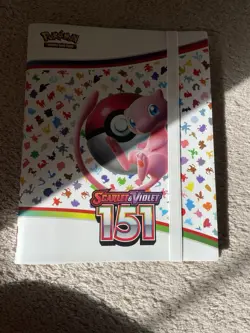 Pokemon TCG Scarlet & Violet 151 Binder DOES NOT COME WITH CARDS - Image 1