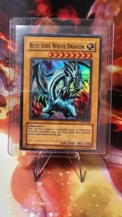 Yu-Gi-Oh! Blue-Eyes White Dragon SKE-001 - Lightly Played 🐉 Unlimited - Image 1