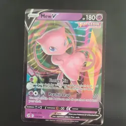 Pokemon TCG Mew V Fusion Strike 113/264 Holo Ultra Rare - Image 1