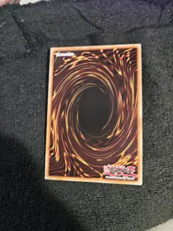 Yugioh - Mask Change - PGL3-EN083 - Gold Rare - Holo - 1st Edition, 2016 - Image 2