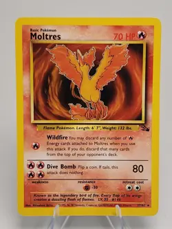 Moltres 27/62 Fossil Non-Holo Rare Vintage Pokemon Card 1999 Near Mint Condition - Image 1