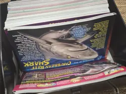 Weird N' Wild Creatures Cards Large Collection Knowledge 2 Cases Incomplete - Image 4