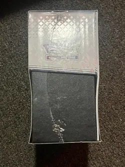 Pokemon SV: Prismatic Evolutions ETB Elite Trainer Box - Sealed - Image 3