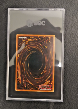 2006 Yu Gi Oh! Shonen Jump #EN005 Blue-Eyes Ultimate Dragon SGC 6 EX NM - Image 2