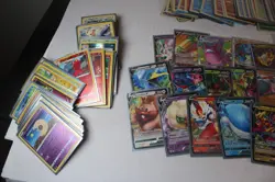 Pokemon Card HOLO/RHOLO lot 100 + 10 bonus + 5 extra V/VMAX/VSTAR NM all sleeved - Image 1
