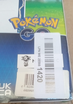 Pokemon TCG: GO Special Collection - Team Instinct ( Foil Promo Card, Deluxe - Image 3
