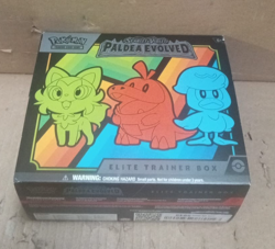Pokemon TCG: Scarlet & Violet-Paldea Evolved Elite Trainer Box - Image 1