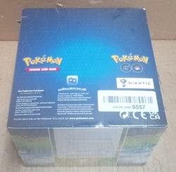 Pokemon TCG: Pokemon GO Premier Deck Holder Collection - Dragonite VSTAR - Image 3