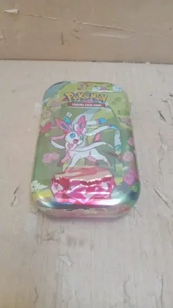 Pokemon TCG: Scarlet & Violet Prismatic Evolutions Mini Tin Sylveon - Image 2