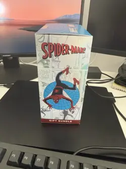 Magic The Gathering Spider-Man Gift Bundle - Image 4