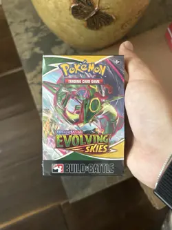 🔥 Pokemon TCG: Evolving Skies Build & Battle Box - Factory Sealed - Rare - Image 1