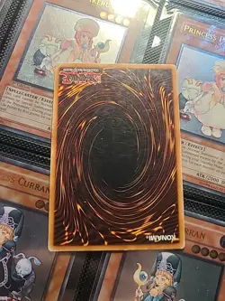 Yu-Gi-Oh Dark Magician Girl Secret Rare LCYW-EN022 Unlimited Edition - Image 2