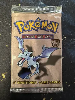 POKEMON FOSSIL BOOSTER PACK AERODACTYL ART WOTC 1999 FACTORY SEALED - Image 1