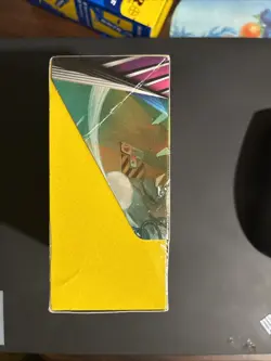 Pokemon Sun & Moon Unified Minds Build & Battle PreRelease Kit Sealed Box - Image 4