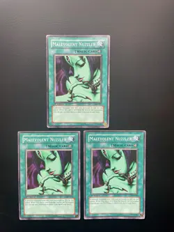 Yugioh Malevolent Nuzzler SDJ-025 1st Edition Common Damaged X3 - Image 1