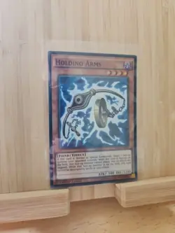 Holding Arms MIL1-EN003 Super Rare 1st Edition YuGiOh - Image 3