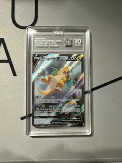 TAG 10 GEM MINT Dragonite V 192/203 Alt Art 2021 Evolving Skies Pokemon Card - Image 1