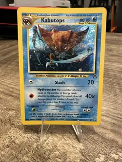 Pokemon TCG Kabutops Neo Discovery Holo Card 6/75 With Swirl! Great Condition - Image 1