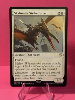 Skyhunter Strike Force Commander: Phyrexia: All Will Be One Regular - Image 1