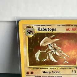Pokemon TCG Kabutops Holo Rare Card 9/62 Fossil Unlimited 1999 Vintage - Image 3