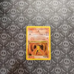 Moltres 27/62 Fossil Non-Holo Rare Vintage Pokemon Card 1999 Near Mint Condition - Image 3
