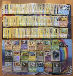 Vintage Pokemon Card Lot Holo Etc MP-Damaged Ninetales Blastouse Fire 630+ - Image 1