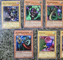 Yu-Gi-Oh! Card Lot Vintage Holos Yugioh Lot LP (32) Plus Official Rulebook! - Image 3