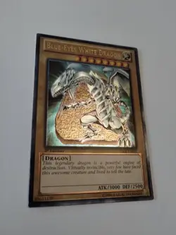 Yu-Gi-Oh! Blue-Eyes White Dragon Ultimate Rare 1st Edition YSKR-EN001 - Image 1