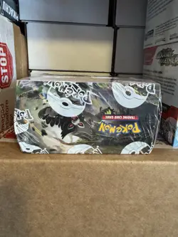 Pokemon TCG: Sword & Shield - Vivid Voltage Booster Box Factory Sealed 36 Packs 820650817496 - Image 5