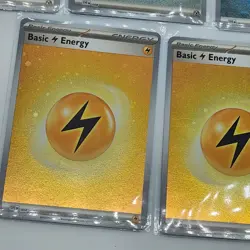(21) Pokemon Energy Cosmo Holo Scarlet & Violet 151 - NM - Image 3