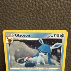 Pokemon TCG Glaceon SWSH192 COSMOS HOLO Black Star Promo NM - Image 2