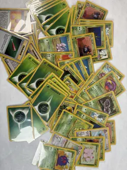 Vintage 1999 WOTC Pokemon Pikachu Ultra Pro Deck Box + LOT of 1st Edition Cards - Image 5