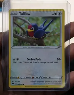 Taillow 133/185 Vivid Voltage Regular Perfect Crimp ERROR Pokemon Yuka Morii - Image 1
