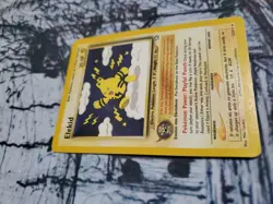 2000 Elekid 22/111 Neo Genesis Unlimited Rare WOTC Pokemon TCG Lightly Played - Image 2