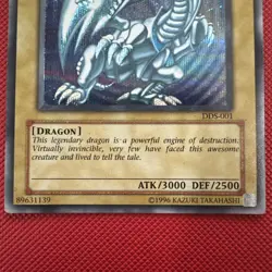 Yu-Gi-Oh! Blue Eyes White Dragon (Dark Duel Stories) DDS-001 - Image 3