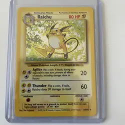 Pokemon TCG Raichu Holo Rare Card 14/102 Base Set English Edition - Image 1