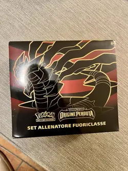 Pokemon Origine perduta Set allenatore Fuoriclasse ITA Sealed ETB - Image 1
