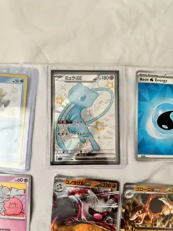 40+ pokemon cards bundle vintage - NEAR mint, holo, 151 and more - Image 4