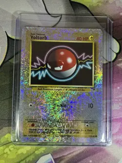 Pokemon Card Voltorb, Legendary Collection 97/110 Reverse Holo. NM - Image 1