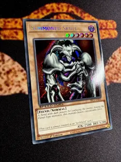 🔥YUGIOH • SUMMONED SKULL • SECRET RARE • SBC1-ENI01 • 1st EDITION • NM🔥 - Image 4