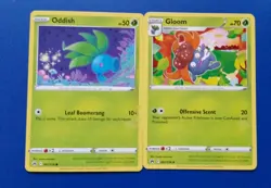 2x Pokemon TCG Crown Zenith: Oddish (001/159) + Gloom (002/159) - Near Mint - Image 1