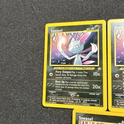 Sneasel 25/111 Neo Genesis Rare Pokemon Card 3 - Image 2
