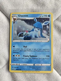 Pokemon Card Glaceon SWSH192 Black Star Promo NM - Image 1