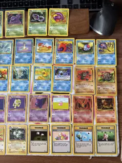 Pokemon TCG Fossil Set Bundle x40 Cards No Duplicates Varied Condition 1999 WOTC - Image 3