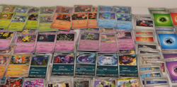 Pokemon Shrouded Fable Base Set 1-64 C,U,R Holo and Reverse 126 cards No EX's - Image 5