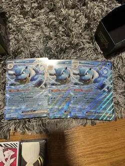 POKEMON BULK LOT 8 000 Cards. Normal and Reverse and Holo with Promo Cards NM/M - Image 2