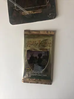 Vintage Harry Potter Trading Cards 2001 Wizards of the Coast 11 Card Pack - Image 3