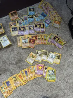 Pokemon TCG Vintage Bulk Lot 700+ cards - Image 2