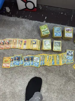 Pokemon TCG Vintage Bulk Lot 700+ cards - Image 3